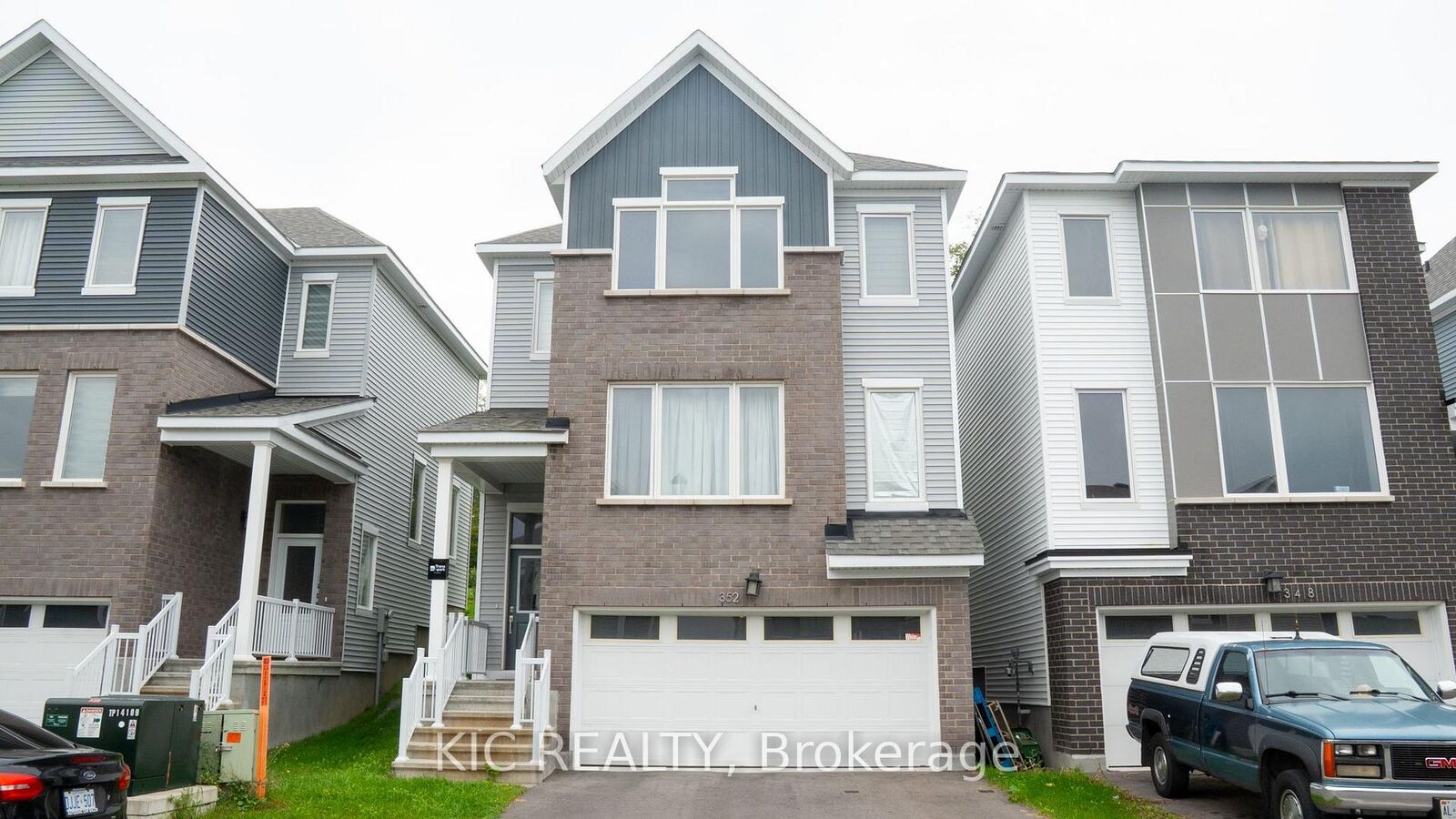 Property Photo:  352 Appalachian Circle  ON K2J 6X3 