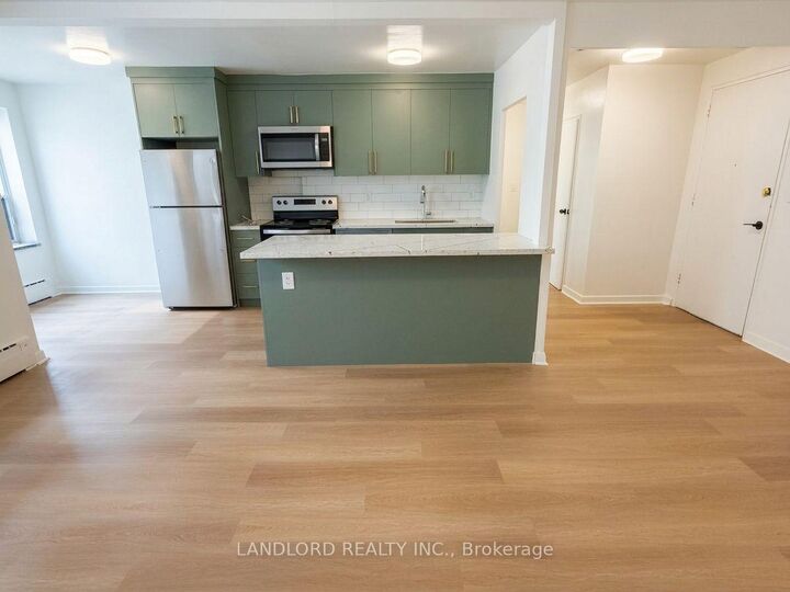Photo de la propriété:  420 Eglinton Avenue E 204  ON M4P 1L8 
