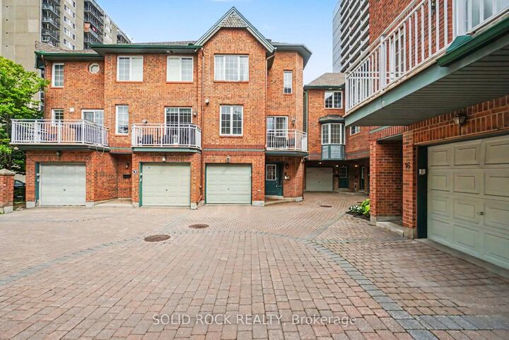 Property Photo:  5 Beckington Private  ON K2P 2N5 