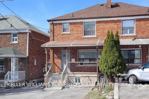 Property Photo:  2286 Dufferin Street Main  ON M6E 3S3 