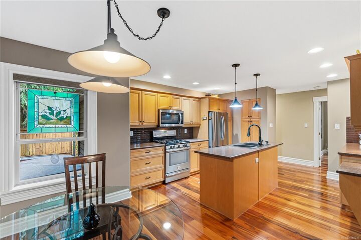 Property Photo:  564 Hazelwood Pl  BC V9K 1A1 