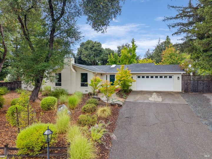 Property Photo:  1310 Chateau Place  CA 95482 