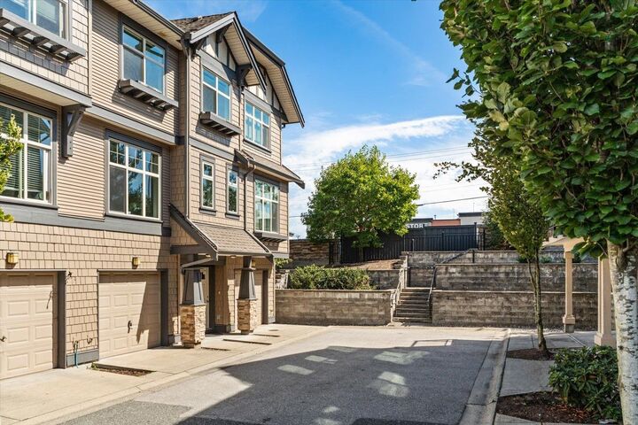 Property Photo: 31125 Westridge Place 16 BC V2T 0B9