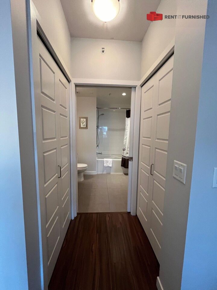 Property Photo:  215 W 1st Street 211  BC V5Y 1A6 