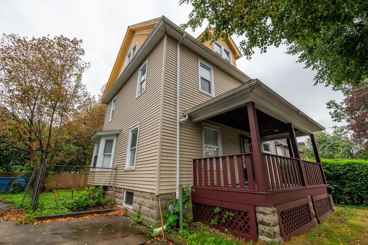 Property Photo:  520 Wellington Avenue  NY 14619 