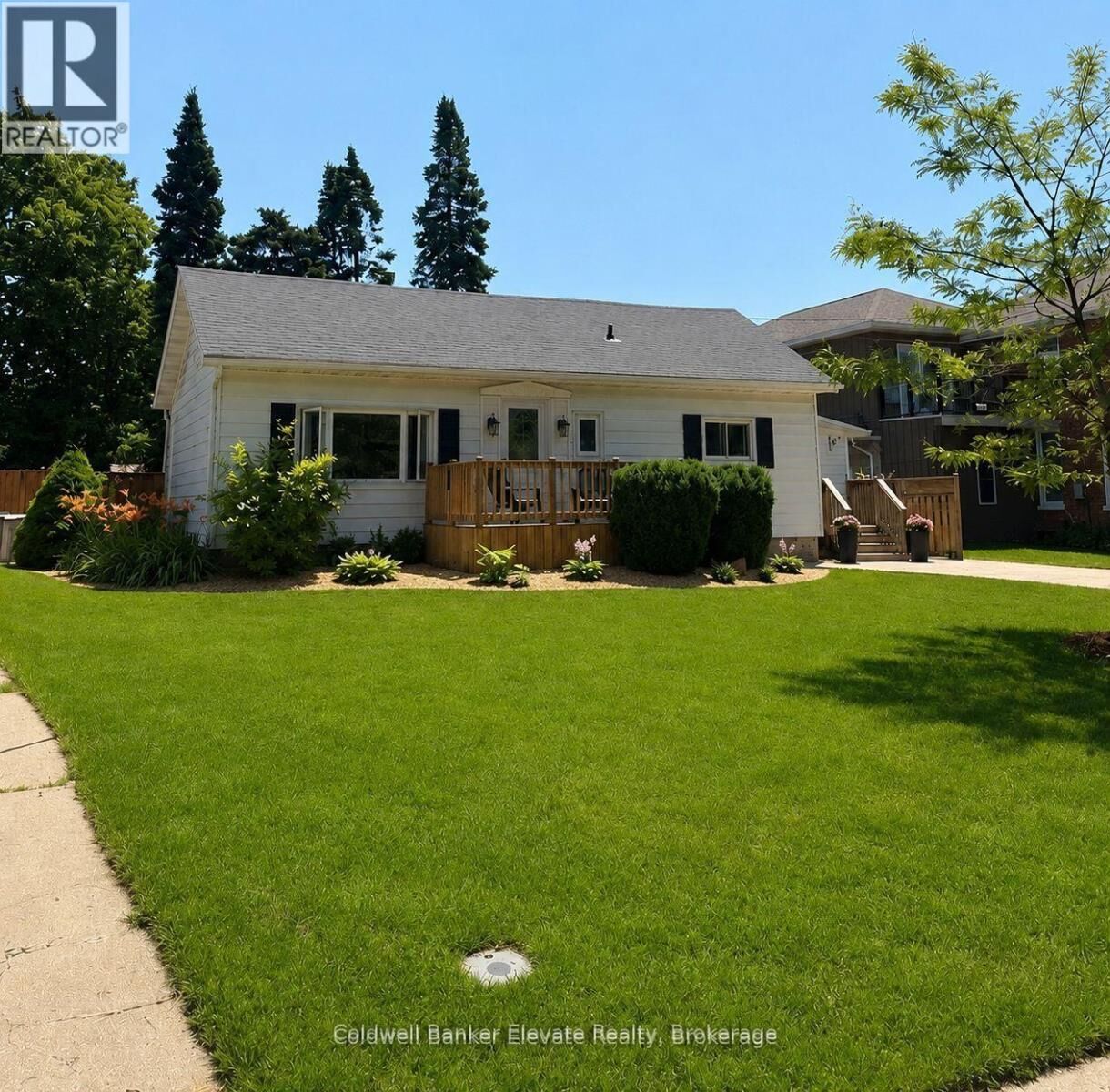Property Photo:  1625 5th Avenue East  ON N4K 2S3 