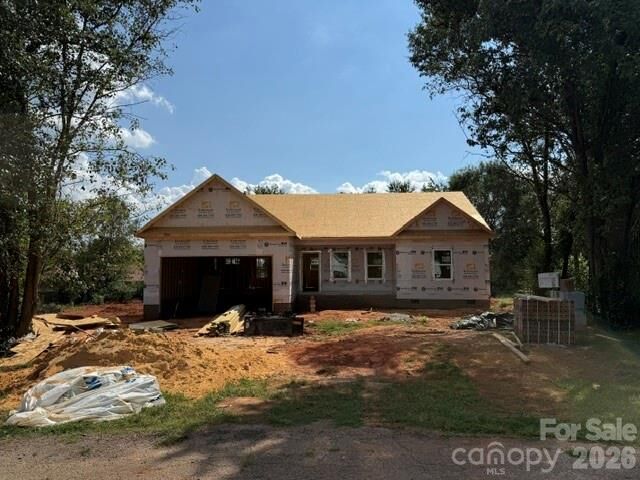 Property Photo:  2116 Kks Court  NC 28658 