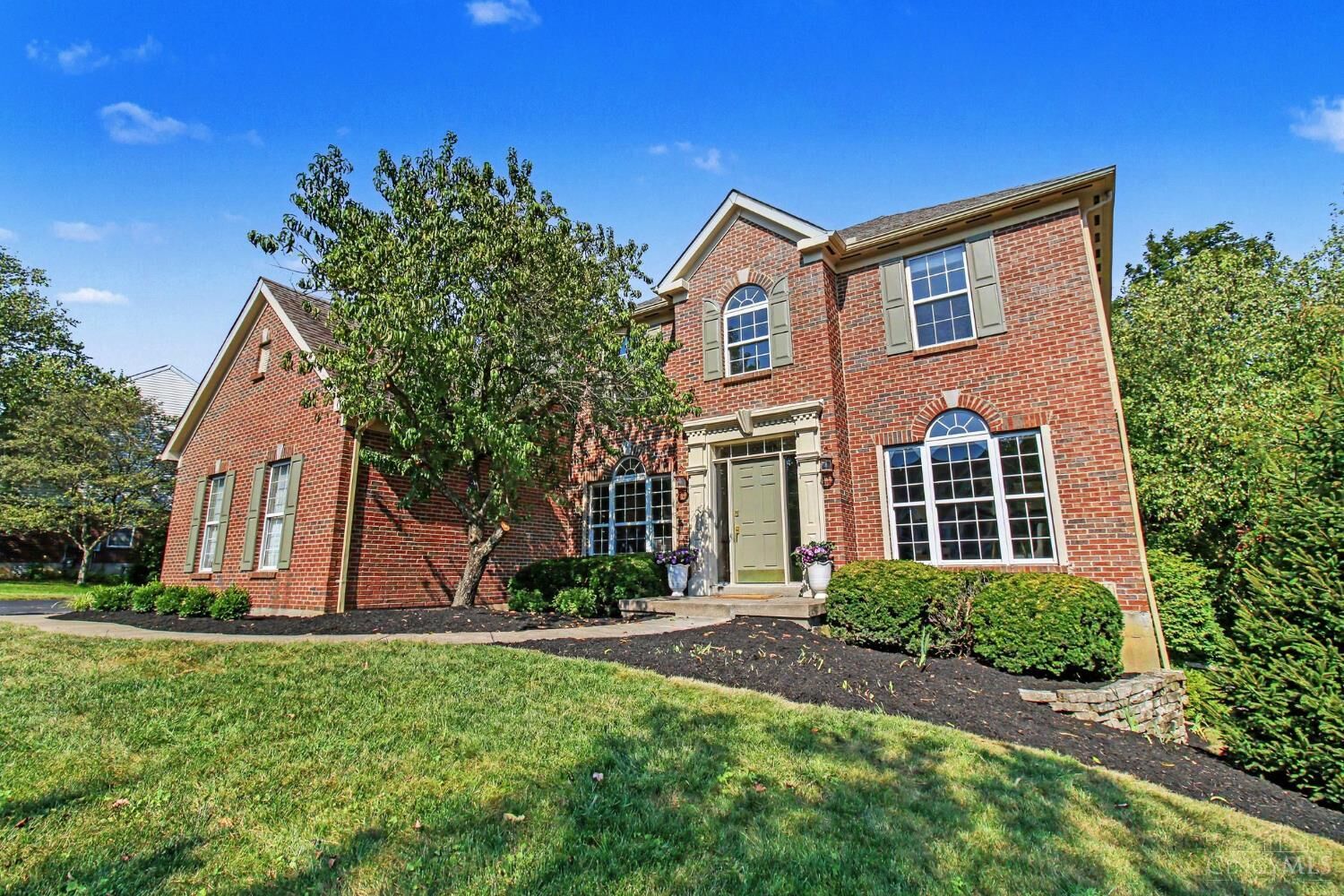 Property Photo:  1038 Westchester Way  OH 45244 