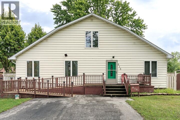 Property Photo:  816 Elinor Street  ON N8P 1E4 