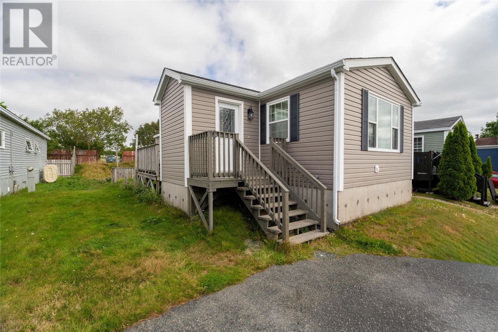 Property Photo:  12 Ashgrove Drive  NL A1L 1A1 