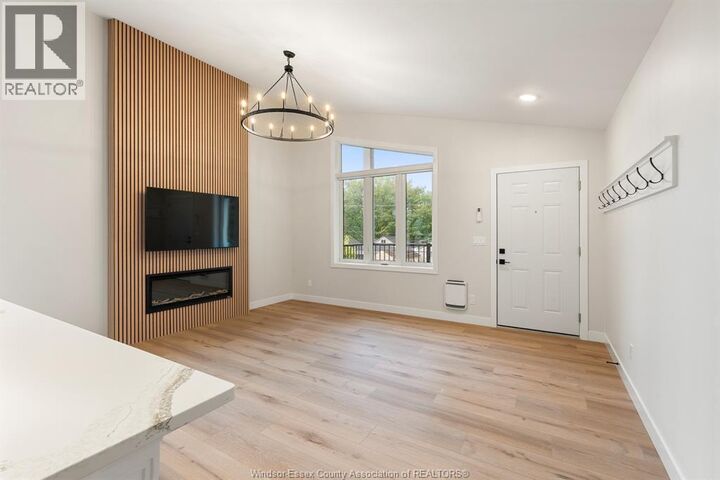 Property Photo:  1711 Ford Boulevard 3  ON N8T 2C9 