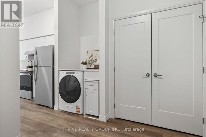 Property Photo:  373 Hill Street 411  ON N6B 1E3 