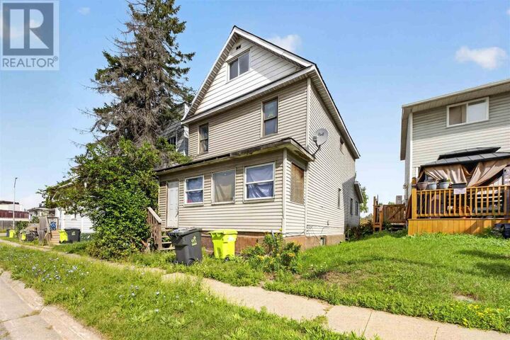 Property Photo:  678 Albert St  ON P6A 1C6 