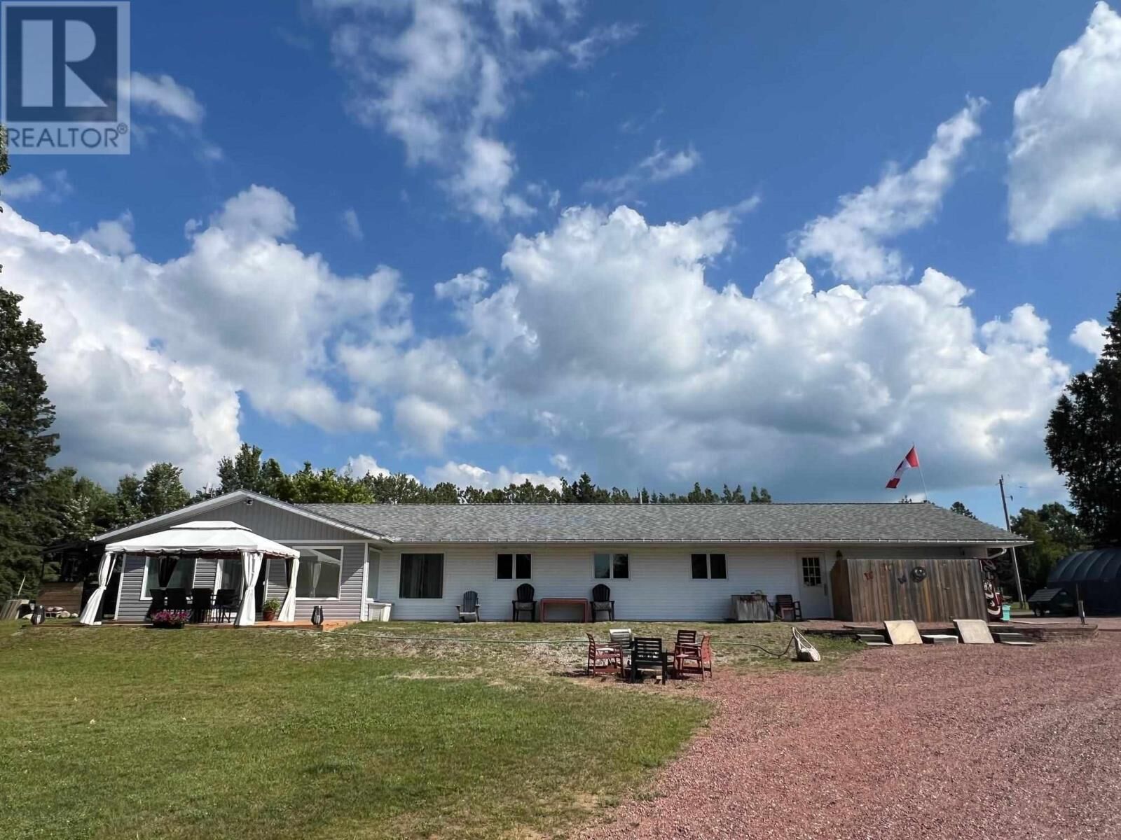 Property Photo:  2233 Hilton Rd  ON P0R 1G0 