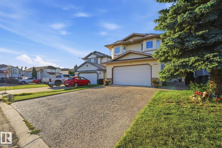 Property Photo:  5132 157 Avenue NW  AB T5Y 2X5 