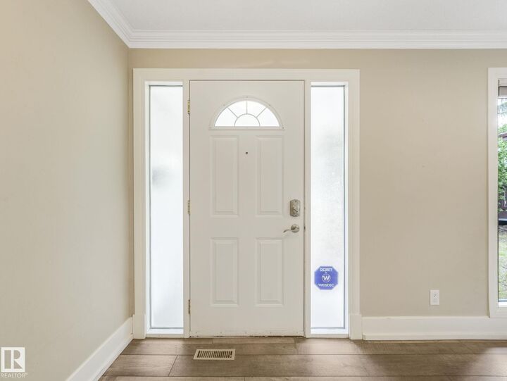 Property Photo: 5708 144 Street NW AB T6H 4H4