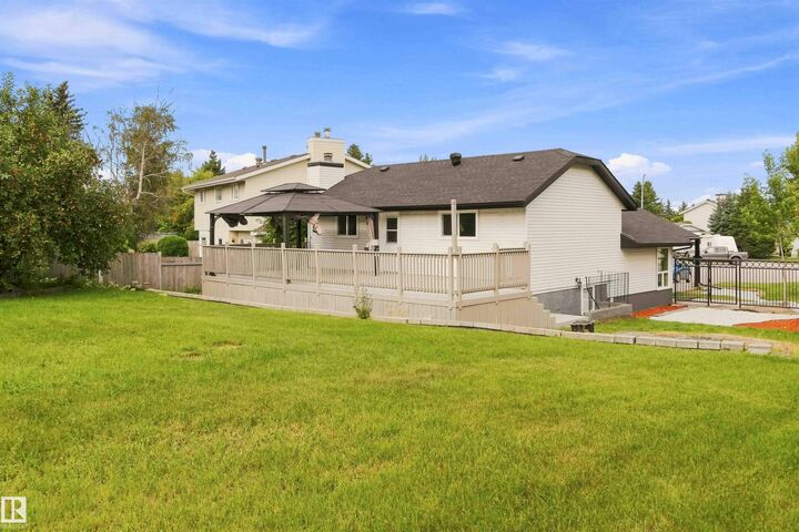 Property Photo:  43 Ventnor Place  AB T8A 4W8 