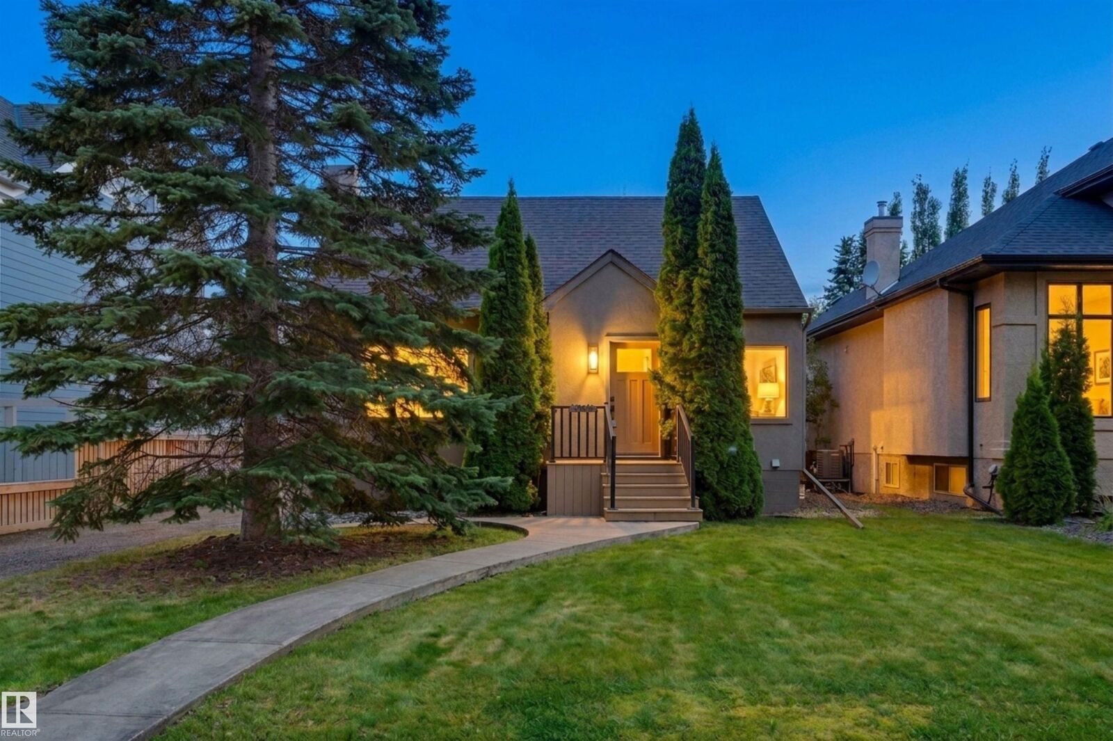 Property Photo:  10318 138 Street NW  AB T5N 2J3 