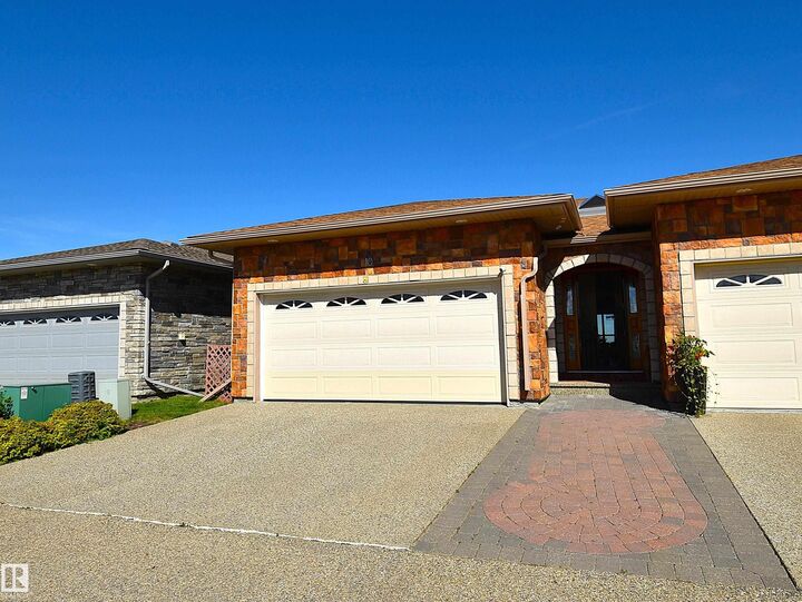 Property Photo:  10500 103 Avenue 10  AB T8R 0E7 