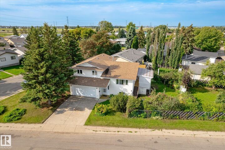 Property Photo: 1104 58 Street NW AB T6L 6J8