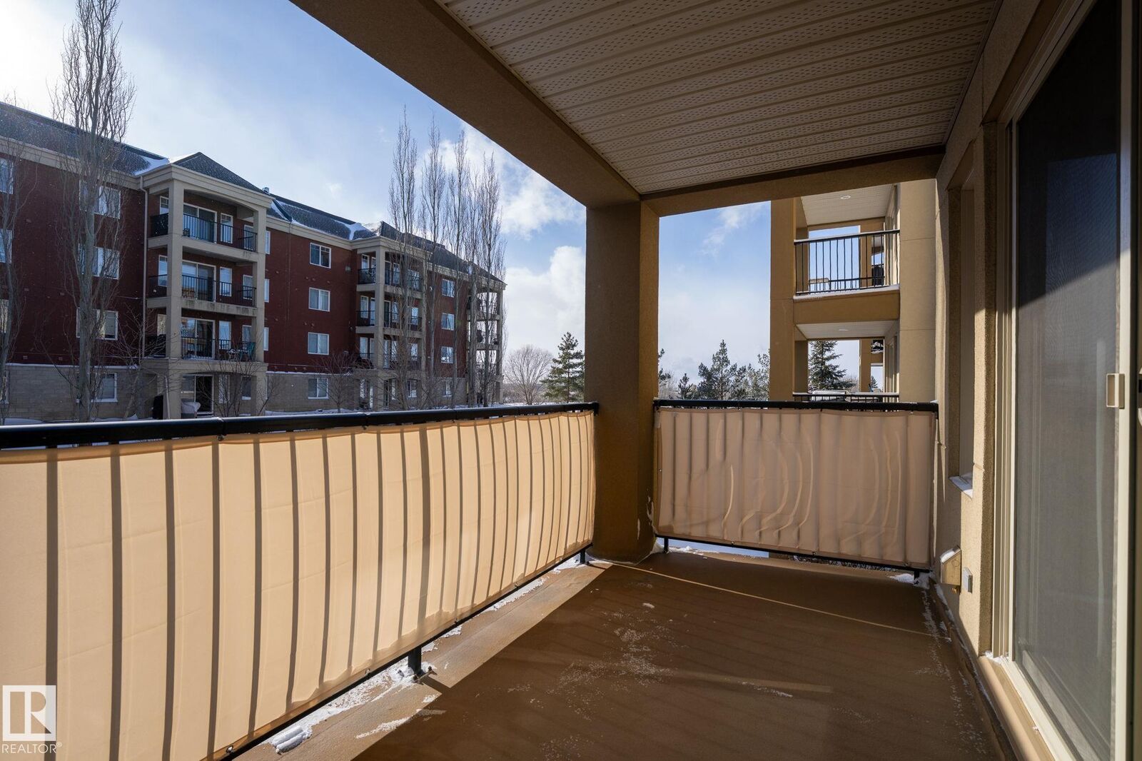Property Photo:  400 Palisades Way 222  AB T8H 0H4 
