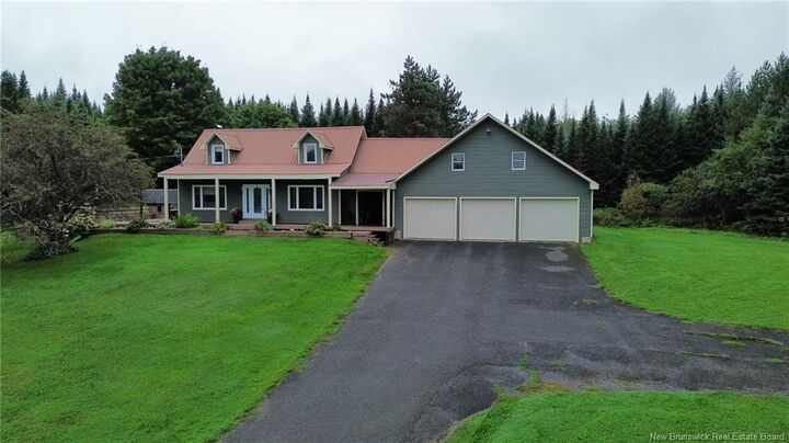 Property Photo:  464 Summerfield Road  NB E7K 2K1 