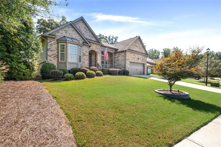 Property Photo: 6595 Bransford Drive GA 30040