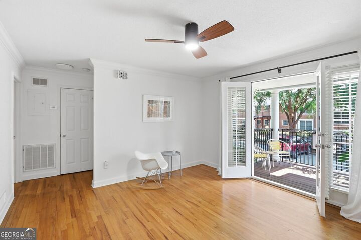 Property Photo: 869 Briarcliff Road NE B 18 GA 30306