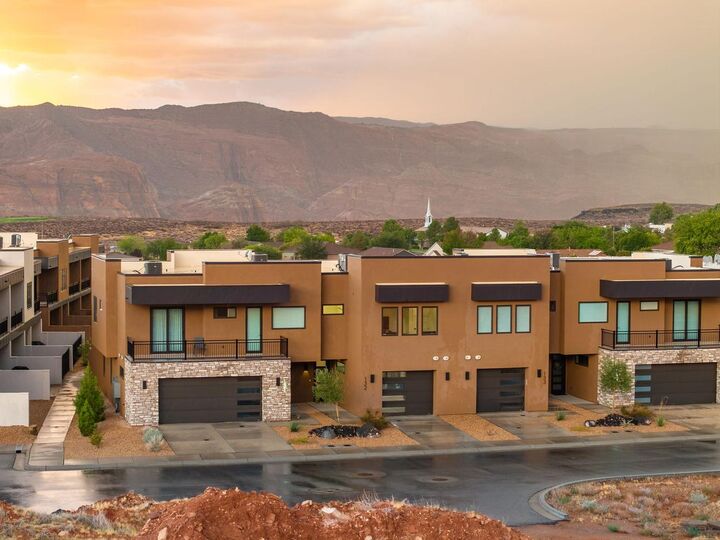Property Photo:  1624 Ledges Parkway #132  UT 84770 