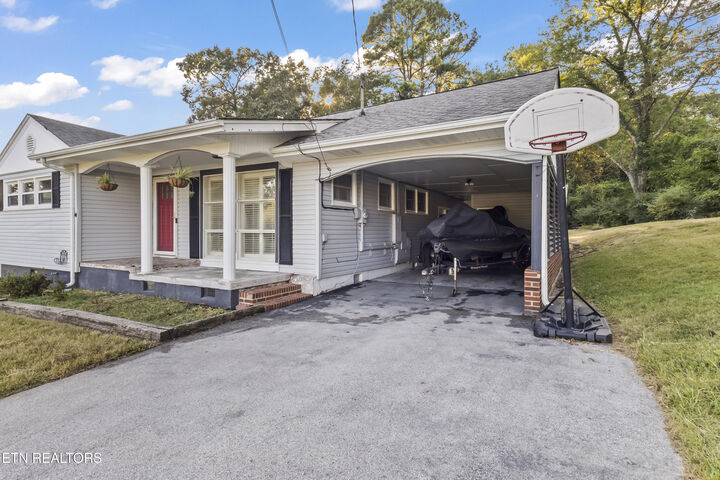 Property Photo: 202 Scott Lane TN 37763