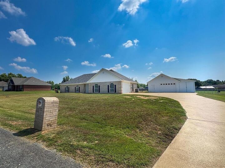 Property Photo:  9 Willow Bend  TX 75570 
