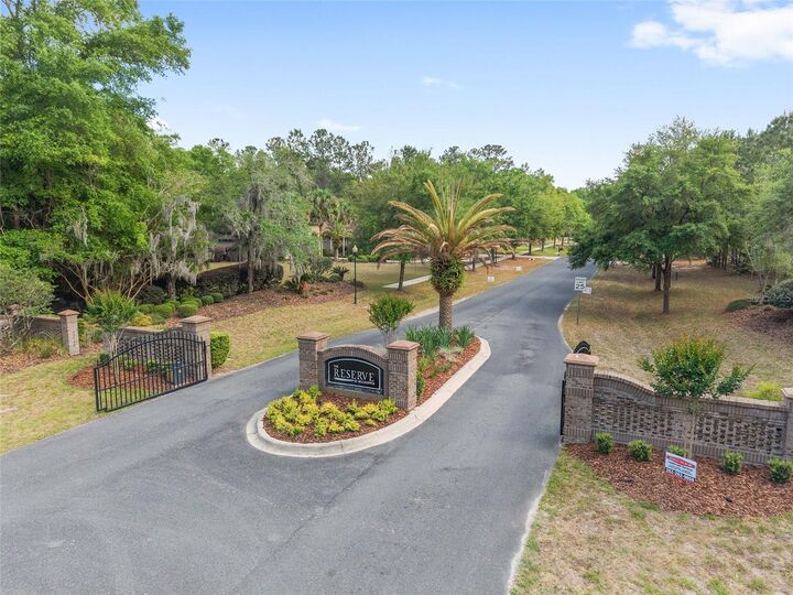 Property Photo: 5987 NW 88th Way FL 32653