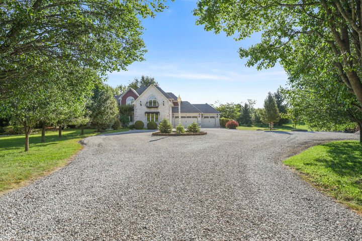 Property Photo:  6223 N 200 E  IN 46184 