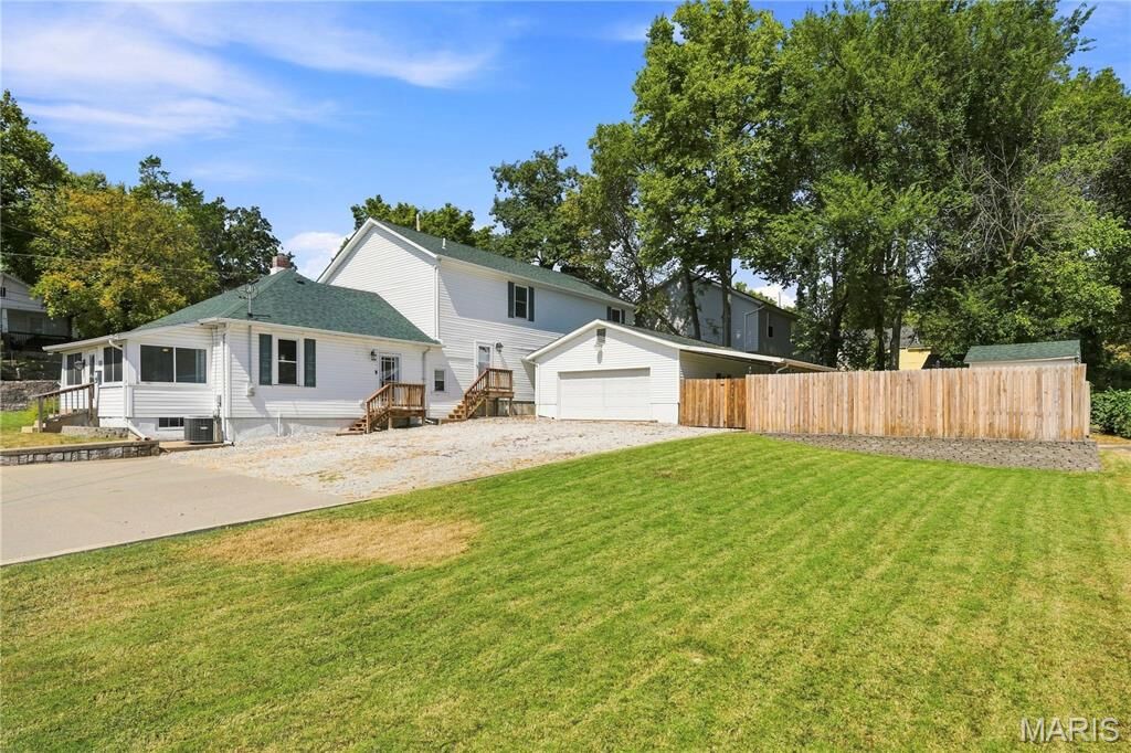 Property Photo: 331 Central Avenue MO 63028