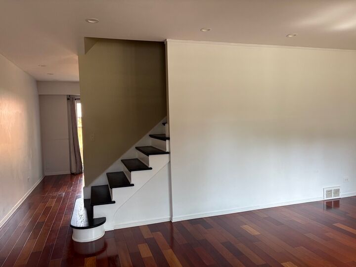 Property Photo:  2156 Rugen Road A  IL 60026 