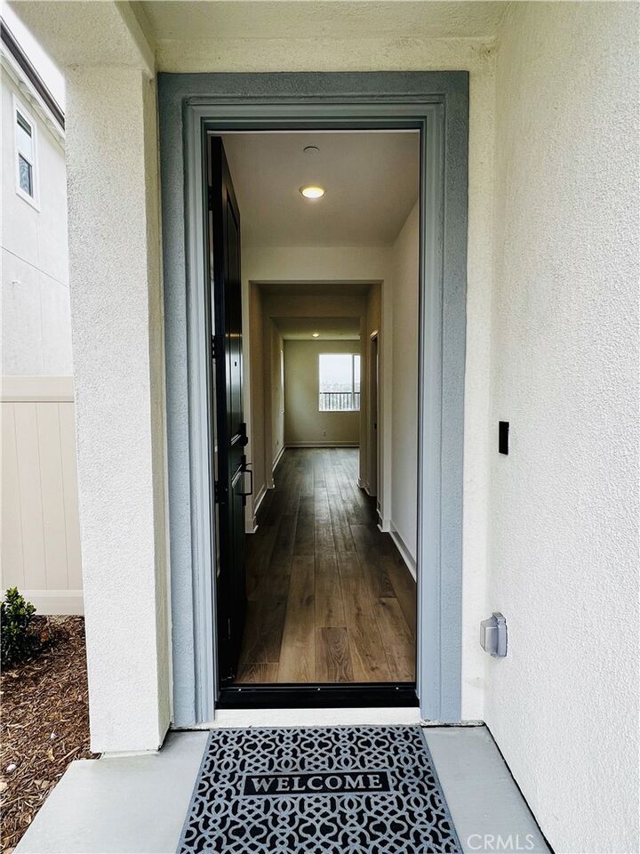 Property Photo:  1374 Blue Port Way  CA 92054 