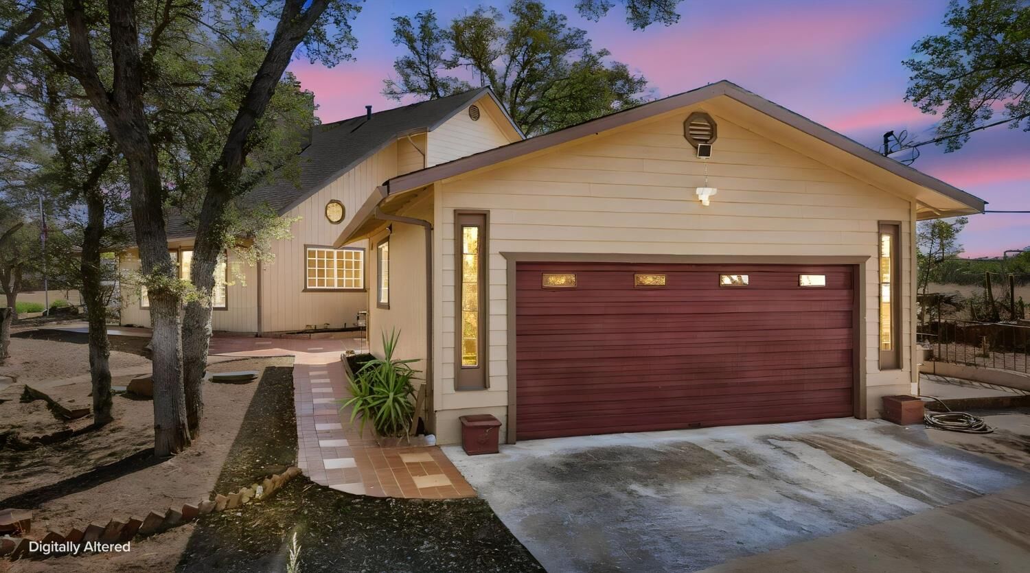 Property Photo: 8010 Hedgepeth Road CA 95252