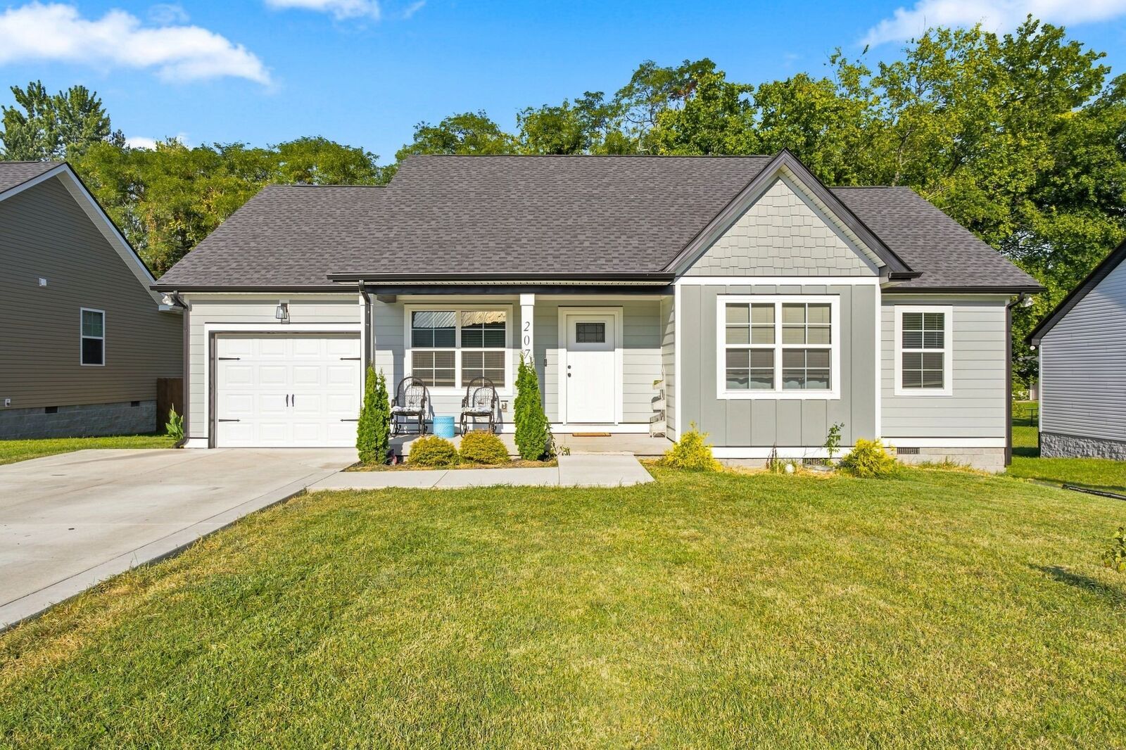 Property Photo: 2075 Justice St TN 37073