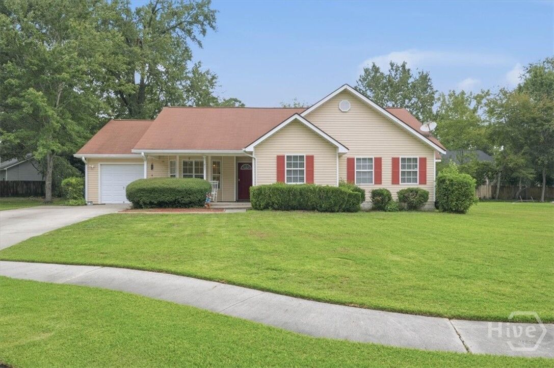 Property Photo: 807 Rosalie Court GA 31326