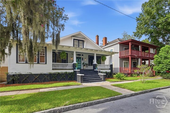 Property Photo: 1121 E 33rd Street GA 31404