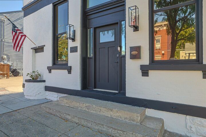 Property Photo: 228 E 10th Street KY 41071