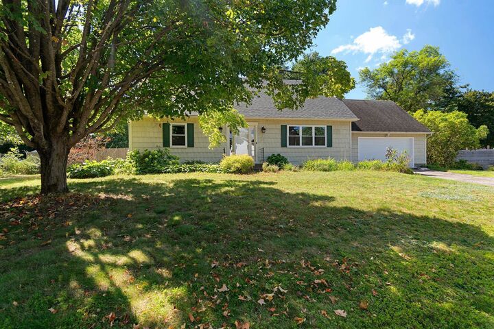 Property Photo:  57 Lindale Drive  VT 05446 