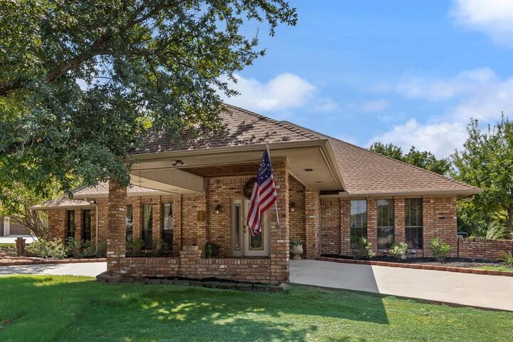 Property Photo:  403 Riva Ridge  TX 75098 