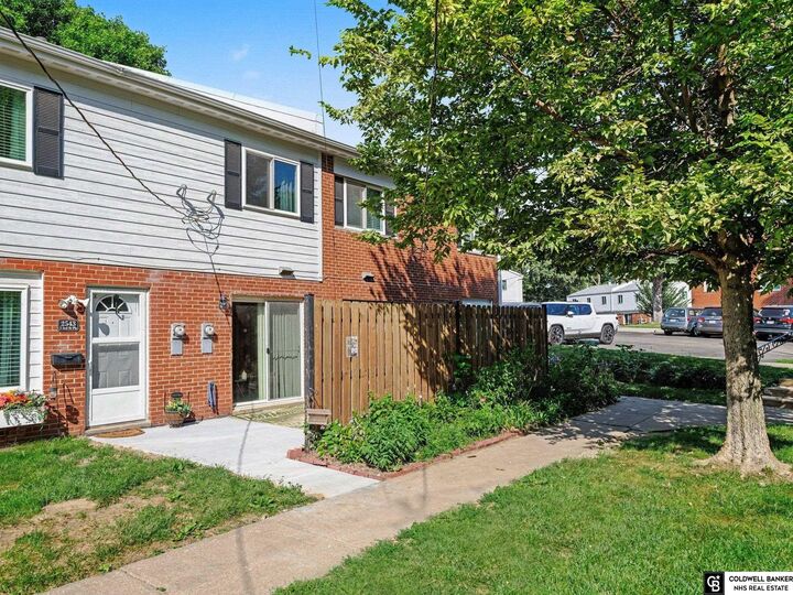 Property Photo:  2543 S 3 Plaza  NE 68108 
