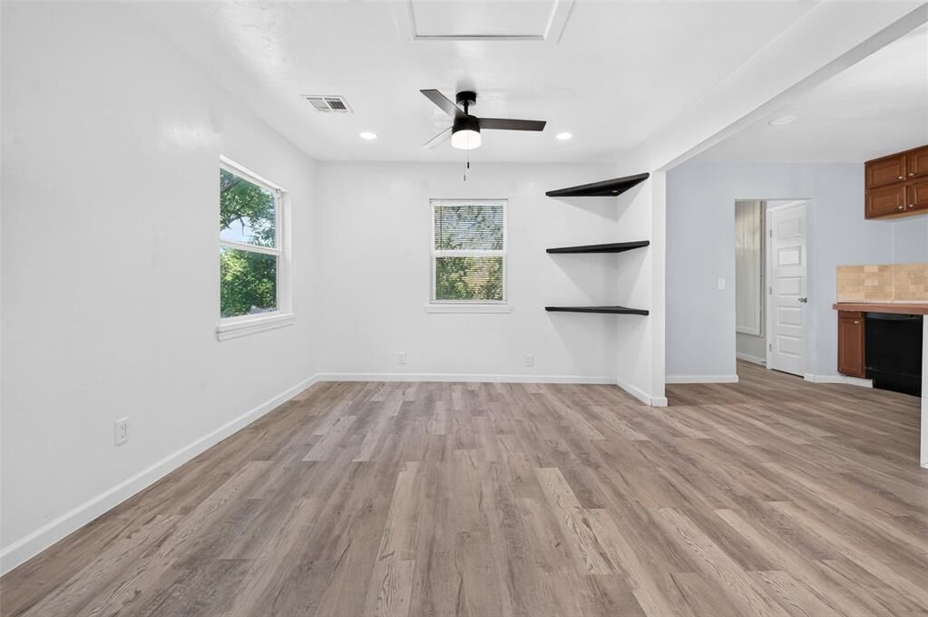 Property Photo: 9821 SE 43rd Street OK 73150