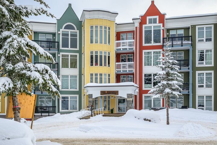 Residential at 30 Monashee Road 208, Silver Star