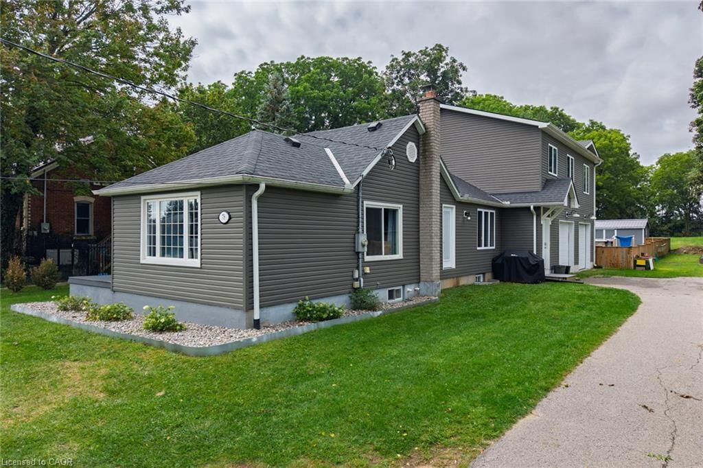 Photo de la propriété: 78 Oak Street ON N3Y 3J8