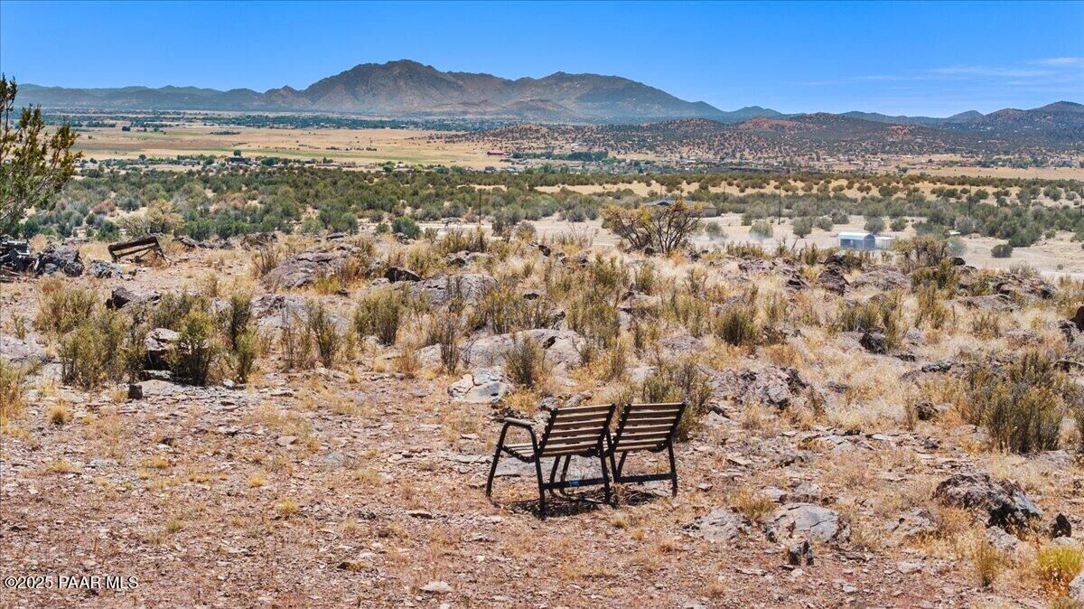 Property Photo:  1555 E Great Place  AZ 86334 
