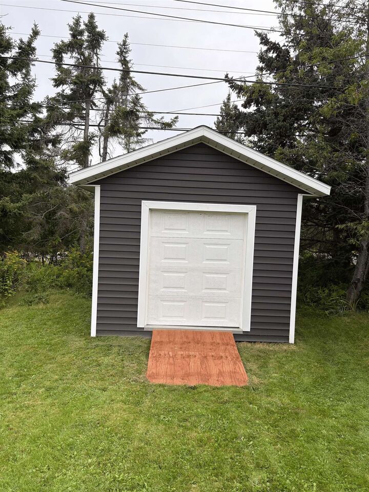 Property Photo:  22 Amber Avenue  PE C1E 0K9 