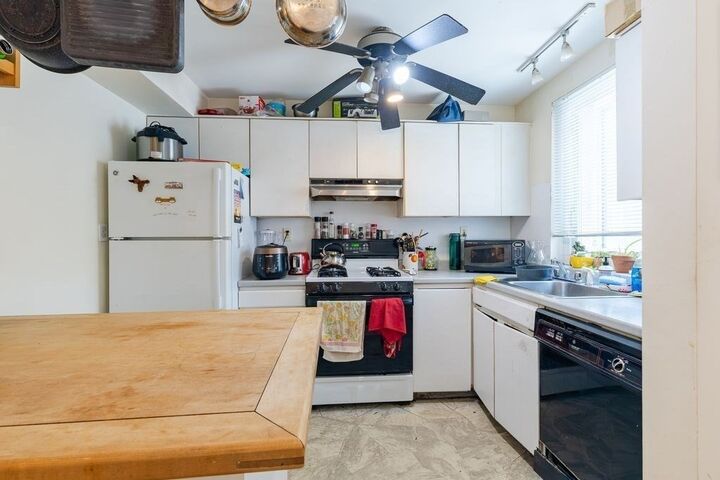 Property Photo:  20 Saint Paul 1  MA 02446 